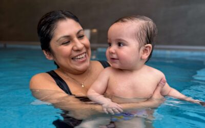 Första babysimmet: tips och packlista för en trygg start